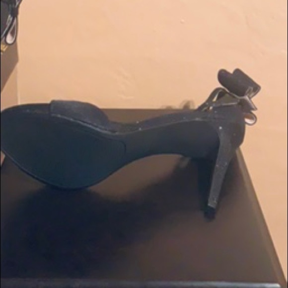 ZigiSoho Remi Formal Black heels! - Picture 3 of 5